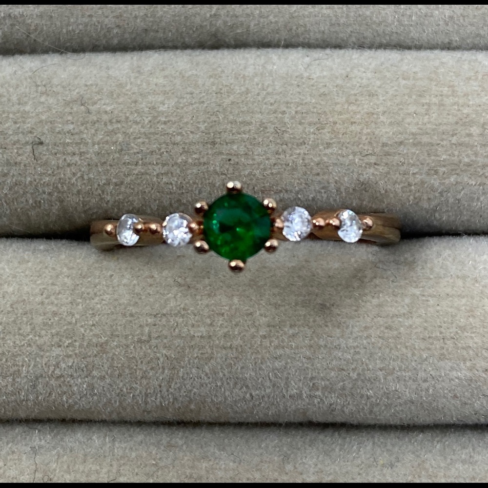 Petite emerald ring